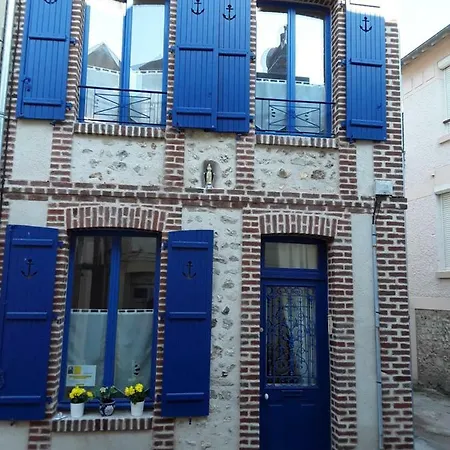 La Maison Bleue ヴィレルヴィル